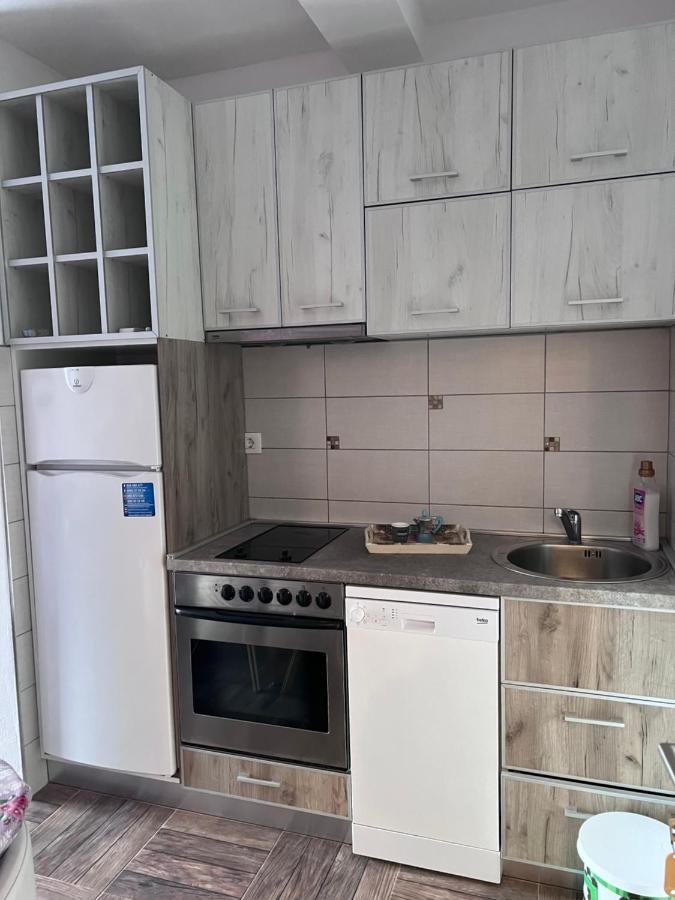 Apartmani Vivami Будва Екстериор снимка