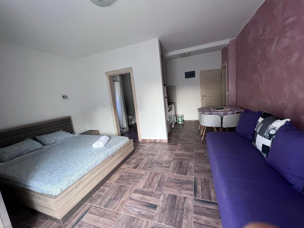 Apartmani Vivami Будва Екстериор снимка