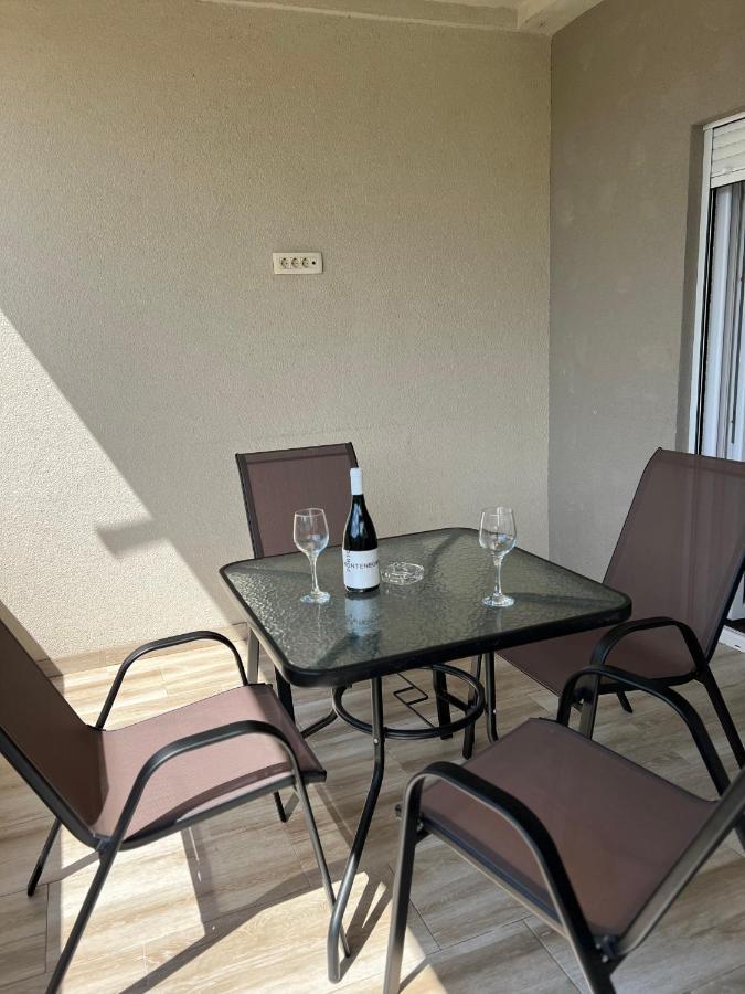 Apartmani Vivami Будва Екстериор снимка