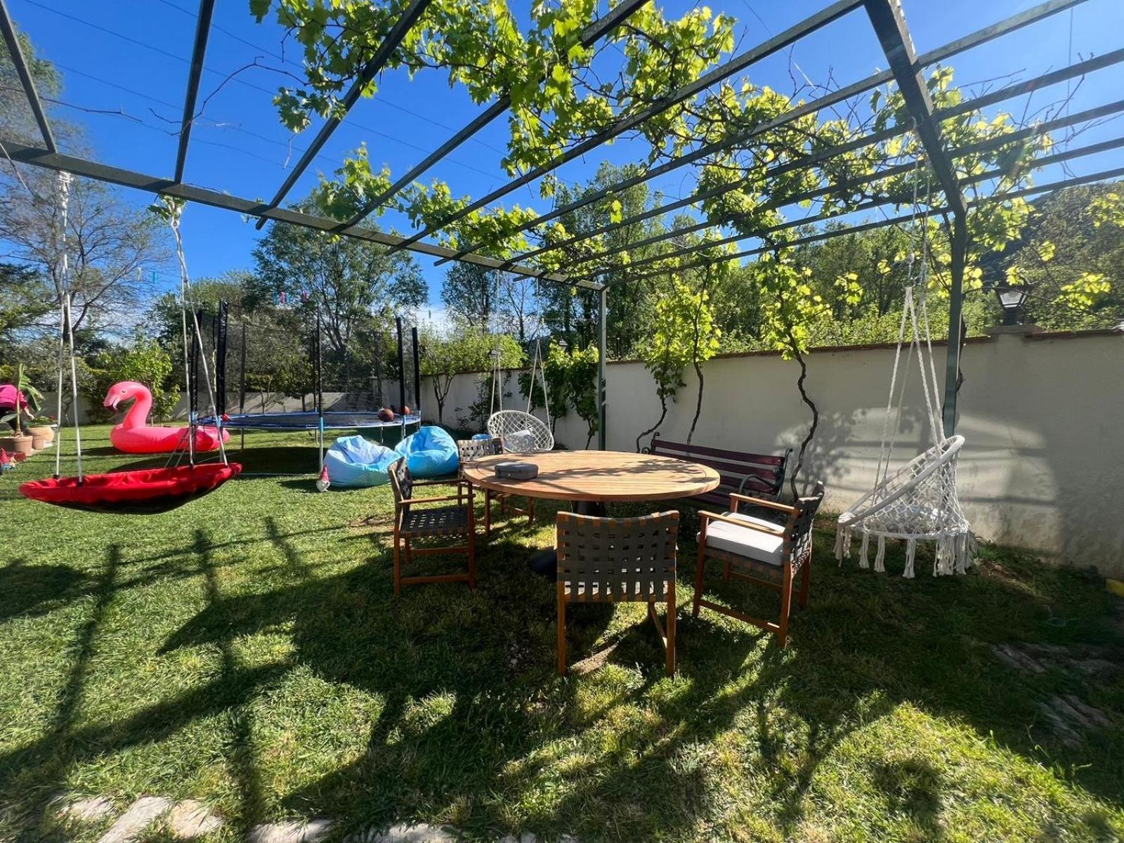 Apartmani Vivami Будва Екстериор снимка