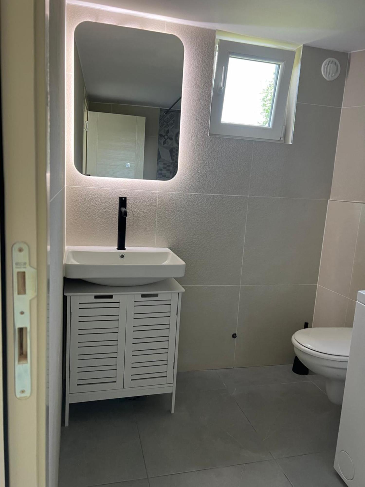 Apartmani Vivami Будва Екстериор снимка